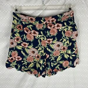 June & Hudson Floral Shorts Size Small Scalloped Hem High-Waisted Boho